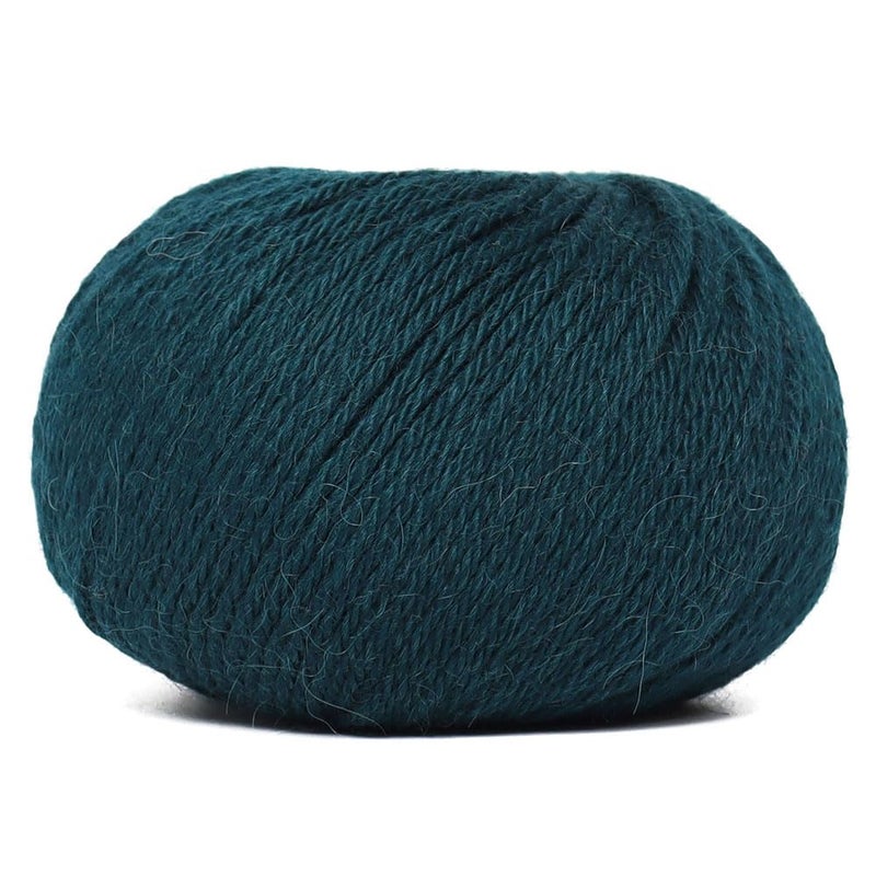 Alpaca Warehouse طقم خيوط صوف ألباكا للأطفال 100% من 3 كرات (150 جرام) وزن DK - مصنوع في بيرو - ناعم بشكل مذهل ومثالي للحياكة والكروشيه (أخضر زمردي، DK) - Image 4